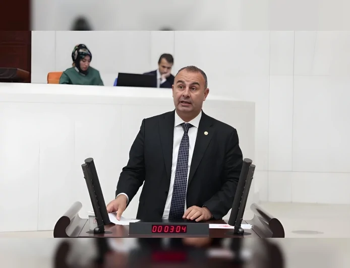 CHP İzmir Milletvekili Ednan Arslan’dan Milli Eğitim Bakanı Yusuf Tekin’e İzmir yanıtı: “Okulların hijyen ve fiziki koşulları bakanlığın sorumluluğundadır”