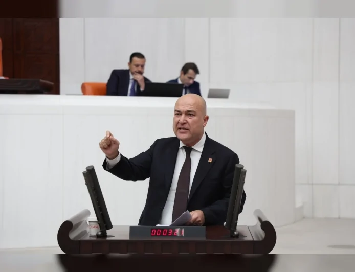 CHP İzmir Milletvekili Murat Bakan: “Meclis’in Verdiği Bütçeyi Başarısız Operasyonlarda Harcıyorsunuz”