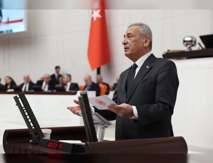 CHP Gaziantep Milletvekili Hasan Öztürkmen: “Kuraklık hububat üreticisini tarladan kopma noktasına getirdi”