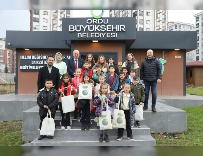 Ordu Büyükşehir Belediyesi İklim Değişikliği ve Sıfır Atık Eğitim Merkezi Açıldı İlk Eğitim Öğrencilerle Başladı