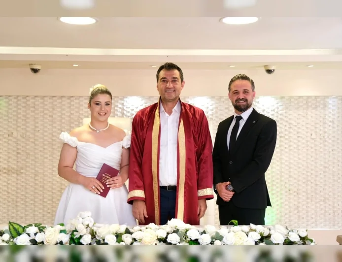 Giresun Belediyesi’nde 2025 Yılında 871 Çiftin Nikahı Kıyıldı Nikah Sayılarında Yaz Ayları Öne Çıktı