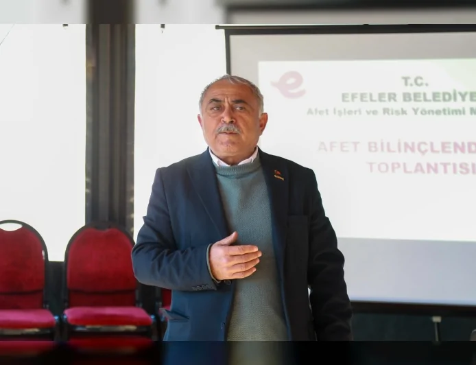 Efeler Belediye Başkanı Anıl Yetişkin: “Afetlere hazırlık ortak sorumluluğumuzdur” diyerek Mahalle Afet Gönüllüsü Programı’nı başlattı