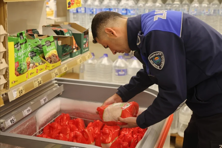 Marmaris Belediyesi Zabıta Ekipleri 62 Markette Denetim Yaptı ve Son Kullanma Tarihi Geçmiş Ürünlere El Koydu