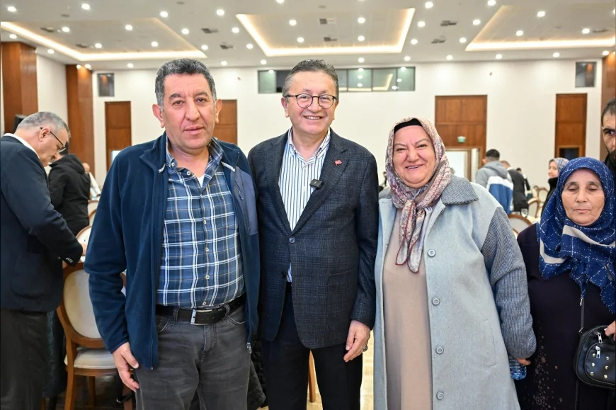 Altındağ’da Pazar Buluşmaları Devam Etti Başkan Veysel Tiryaki Battalgazi ve Beşikkaya Mahalle Sakinleriyle Aynı Sofrada Bir Araya Geldi