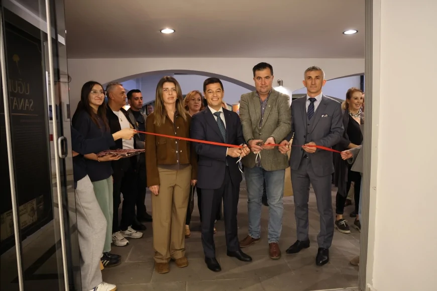 Marmaris Kültür ve Sanat Evi’nde Açılan “Endonezya’nın Güzellikleri” Sergisi Festivale Uluslararası Renk Kattı