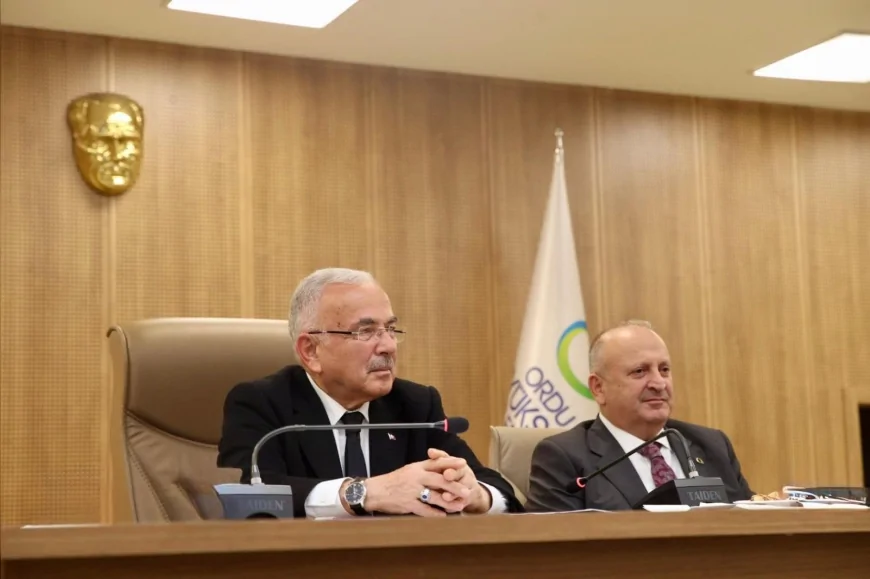 Ordu Büyükşehir Belediye Başkanı Mehmet Hilmi Güler: “Ünye’ye 6,5 yılda 1 milyar lirayı aşan yatırım yaptık”