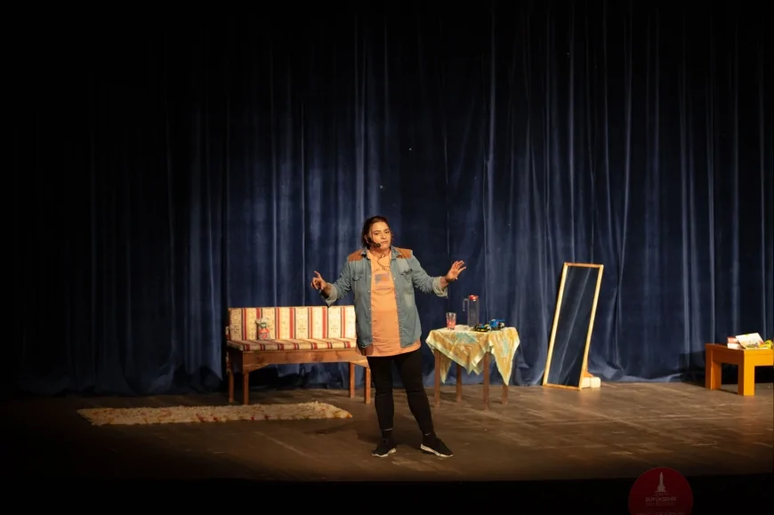 Narlıdere’de “Özel Anne” Tek Perdelik Gösterimi Engelliler Günü Buluşmasında Sanatseverlerle Yerini Aldı