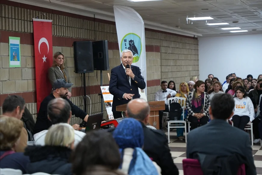 Kemalpaşa’da 3 Aralık Engelsiz Birliktelik Programı Özel Gereksinimli Bireylerin Sahne Performanslarıyla Büyük İlgi Gördü