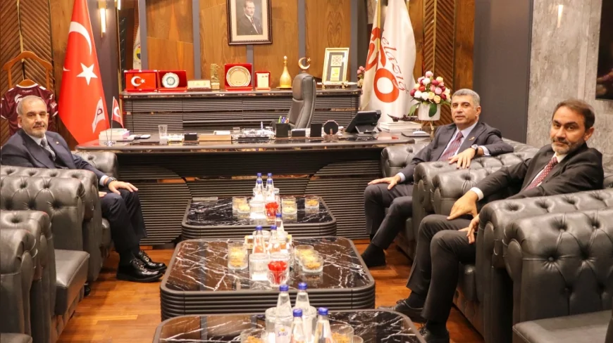 CHP Milletvekili Gürsel Erol’un Elazığ TSO Ziyaretinde “Şehrin Sorunlarının Tüm Paydaşlarla Ele Alınması” Mesajı Ön Plana Çıktı