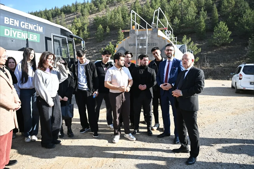 Mamak Belediyesi ile Ankara Teknokent Koleji MTAL Öğrencileri Gökçeyurt Ekolojik Köyü’nde Fidan Dikerek Sürdürülebilir Çevre İçin Birlikte Adım Attı