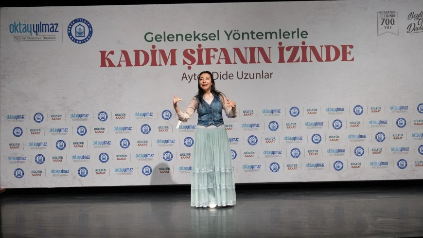 YILDIRIM BELEDİYESİ’NDE AYTEN DİDE UZUNLAR SÖYLEŞİSİ GELENEKSEL ŞİFA YÖNTEMLERİNE İLÇE SAKİNLERİNİN YOĞUN KATILIMINI TOPLADI