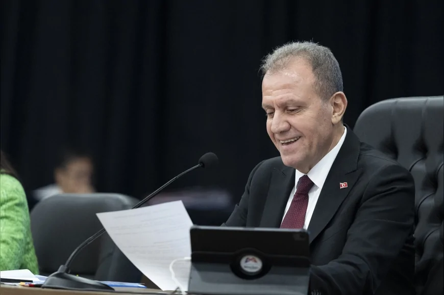 Mersin Büyükşehir Belediye Başkanı Vahap Seçer: “Tüm Mersinlileri 7. Uluslararası Mersin Maratonu ve Yılbaşı Pazarı’na davet ediyorum”