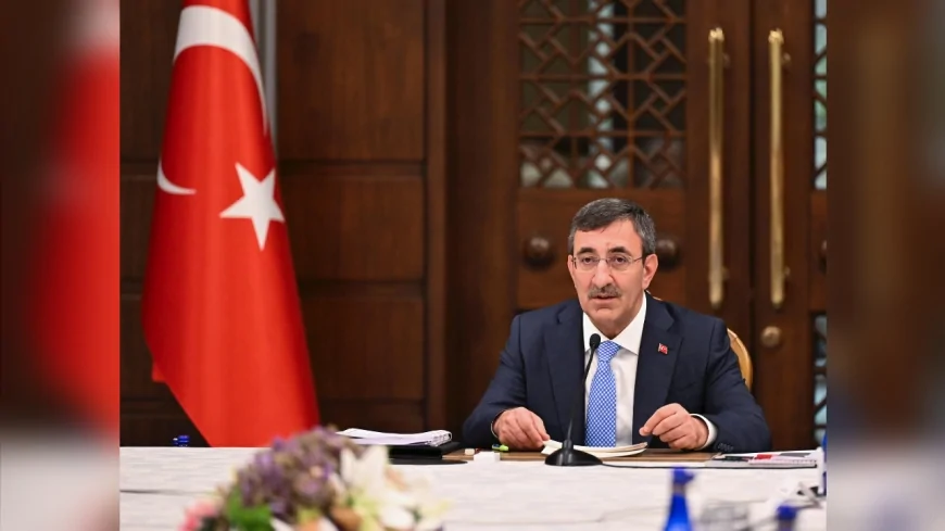 CEVDET YILMAZ 2026 BÜTÇESİNİ GENEL KURULDA SUNDU “İSTİKRAR, DEZENFLASYON VE YÜKSEK GELİR GRUBUNA GEÇİŞİN EŞİĞİNDEYİZ”