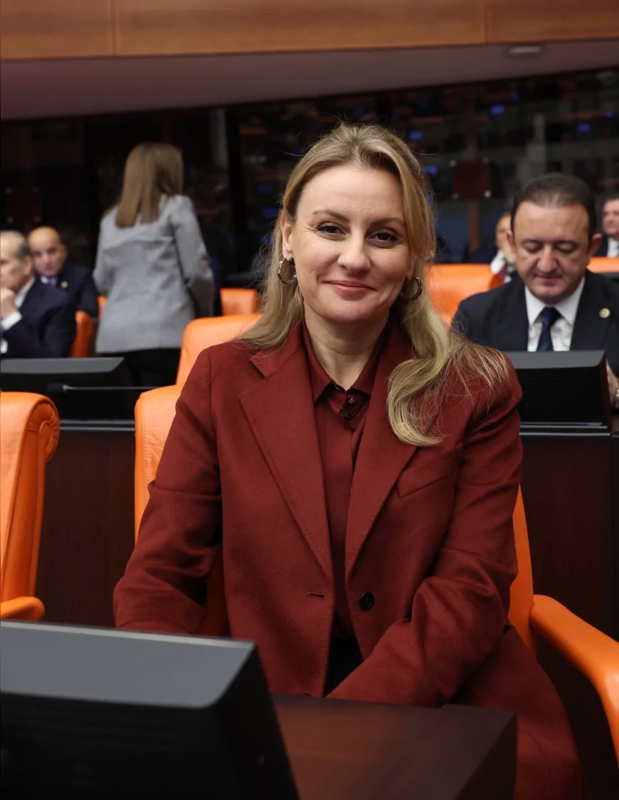 CHP’li Seda Kaya Ösen: “Türkiye sanayisizleşiyor; üretimden kopan ekonomi montaj ülkesine dönüşür, çözüm CHP’nin bilgi-odaklı vizyonundadır”