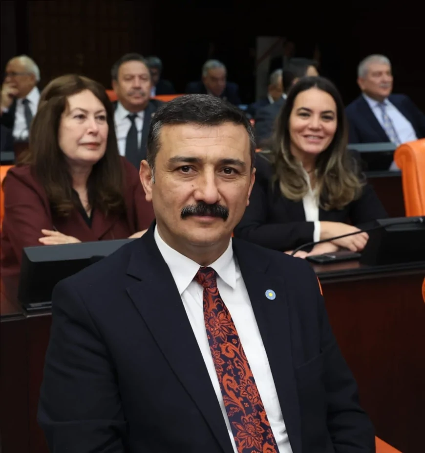 İYİ Parti’li Selçuk Türkoğlu: “Bu bütçede ekmek yok, umut yok, genç yok, emekli yok; Bursa hâlâ üvey evlat, hızlı tren ise masal”