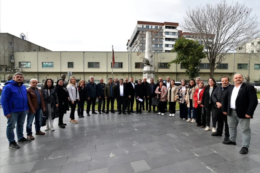 Bornova Muhtarlar Akademisi Başladı: Başkan Ömer Eşki, “Yerel demokrasi güçlü muhtarlıkla büyür”