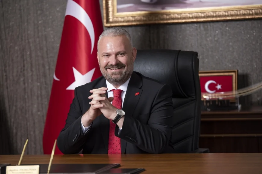 Menemen Belediye Başkanı Aydın Pehlivan: “Menemen geceleri korkulan değil, keyifle dolaşılan güvenli bir şehir”