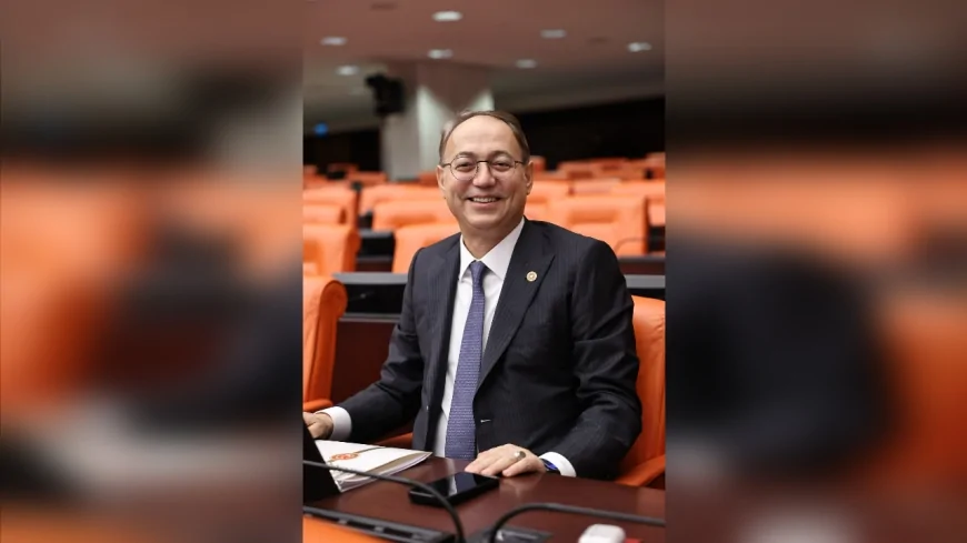 MHP SAMSUN MİLLETVEKİLİ İLYAS TOPSAKAL: “EĞİTİM TARAFSIZ DEĞİLDİR, HER ZAMAN BİR İSTİKAMET VERİR”