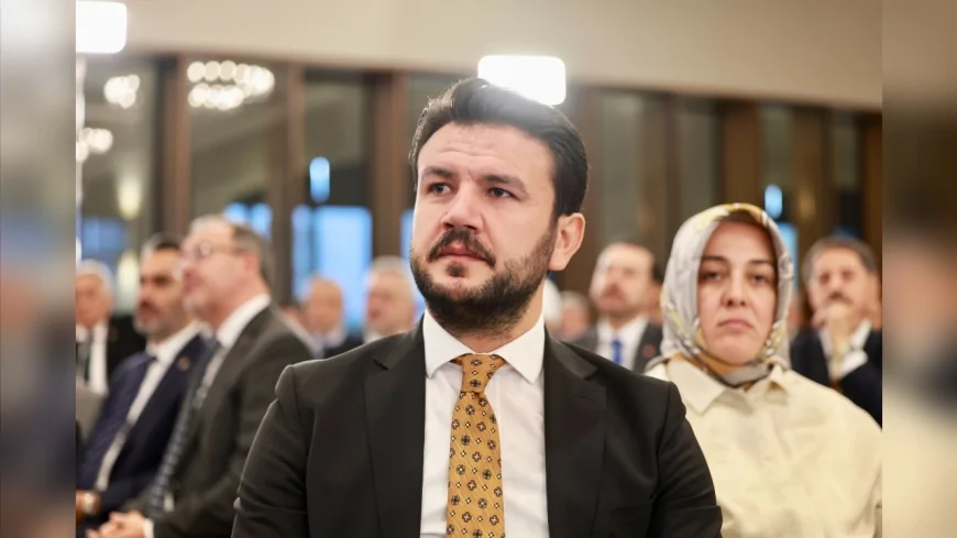 AK PARTİLİ KURTCAN ÇELEBİ: “NÜFUS YÜZDE 32 ARTTI, ÖĞRETMEN SAYISI YÜZDE 130 YÜKSELDİ”