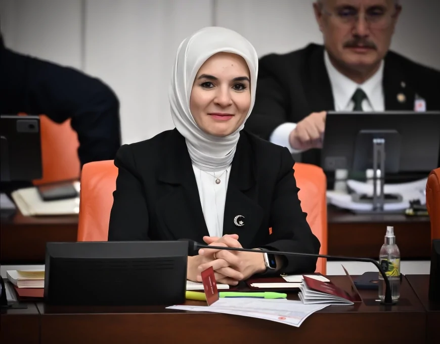 Aile ve Sosyal Hizmetler Bakanı Mahinur Özdemir Göktaş: “Bu ay 6 milyar lira Evde Bakım Yardımı hesaplara yatırılmaya başlandı”