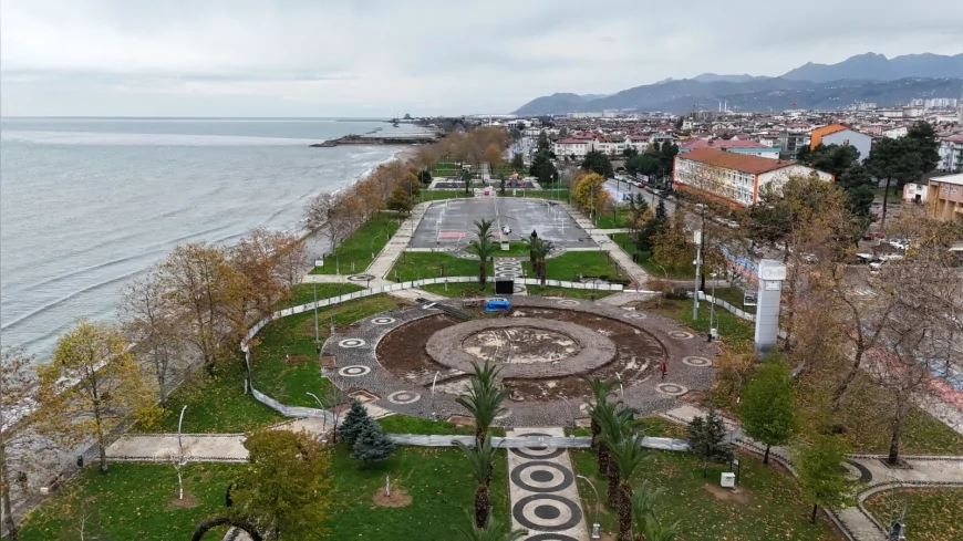 Ordu Büyükşehir Belediyesi Altınordu Tayfun Gürsoy Parkı’na Yeni Etkinlik Alanı Kazandırıyor
