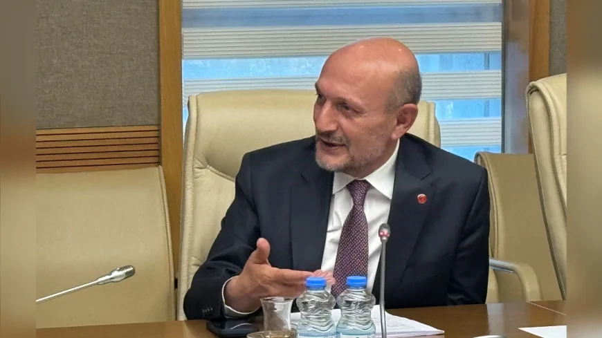 Saadet Partisi Bursa Milletvekili Mehmet Atmaca: “Çevre ve Şehircilik Bakanlığı müteahhitliğe indirgenmiş durumda”