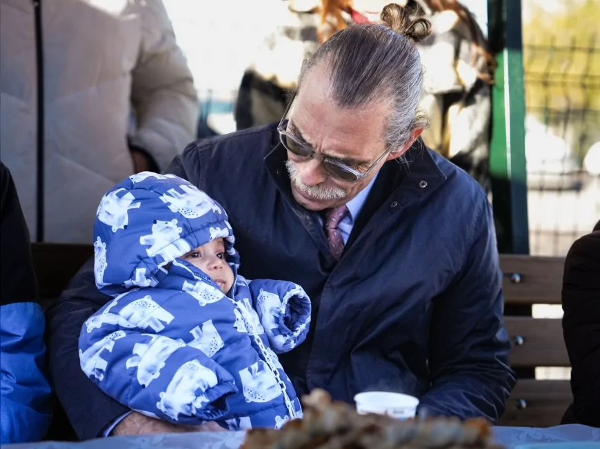 Etimesgut Belediye Başkanı Erdal Beşikcioğlu Turkuaz Mahallesi’nde: “Sorunları Yerinde Dinliyor, Çözümleri Mahalleye Özel Planlıyoruz”