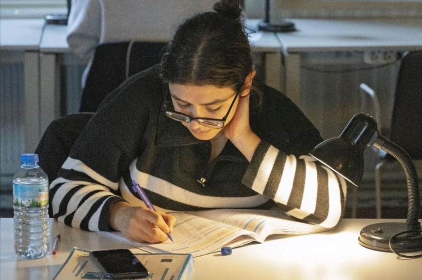 İzmir Büyükşehir Belediyesi’nin 11 Kütüphanesi 2025’te On Binlerce Okuru Ağırladı