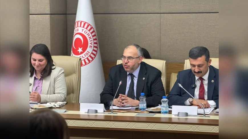 Saadet Partisi Hatay Milletvekili Necmettin Çalışkan: “SGK tahsildar gibi davranıyor, istihdamı cezalandırıyor”