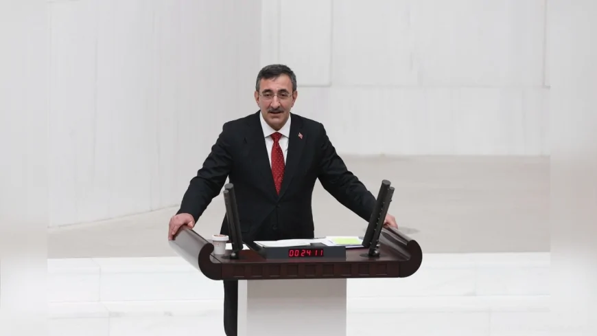 Cumhurbaşkanı Yardımcısı Cevdet Yılmaz: “Külliye saray değil milletin evidir, bütçe artışı ortalamanın altındadır”