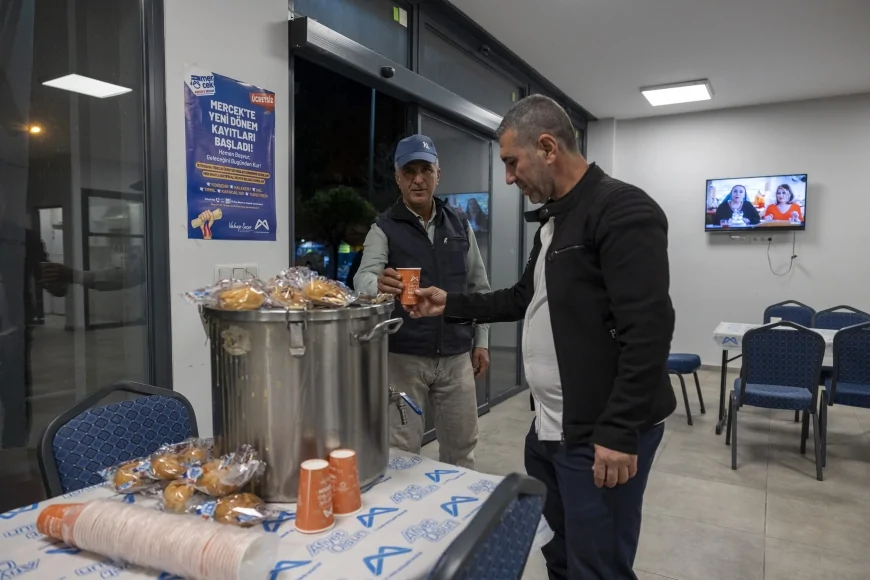 Mersin Büyükşehir Belediyesi Emek Evi Emekçilerin Güne Sıcak Başladığı İlk Durak Olmayı Sürdürüyor