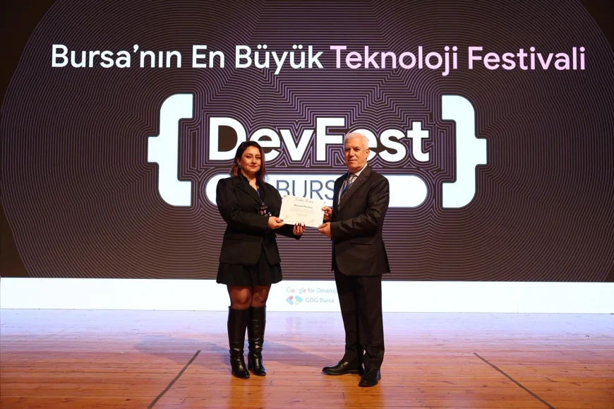 Bursa Büyükşehir Belediye Başkanı Mustafa Bozbey: “DevFest 2025 dijital geleceği birlikte tartıştığımız çok değerli bir platform”