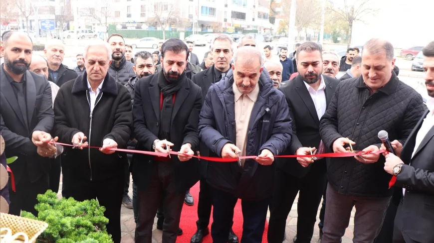 Elazığ Ticaret ve Sanayi Odası Başkanı İdris Alan: “Uğrak Gold Pastanesi’nin ilimize hayırlı olmasını diliyorum”