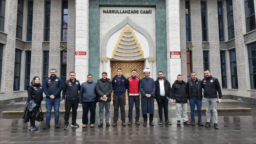 Kayseri Büyükşehir Belediyesi Afet ve Yangınla Mücadele İçin Camileri Merkeze Alan Kamu Spotu Hazırladı