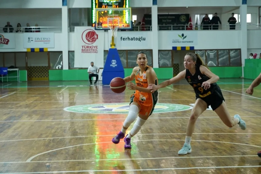 Ferhatoğlu Edremit Belediyesi Gürespor Evinde Farklı Kazandı Namağlup Liderliğini Sürdürdü