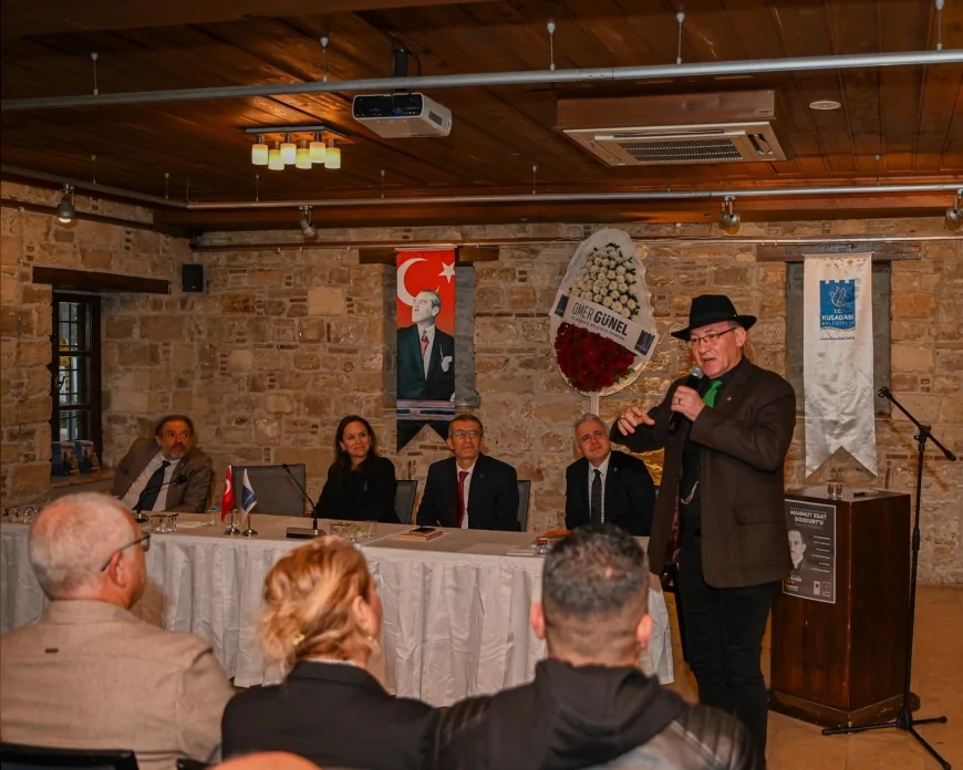 Kuşadası’nda Mahmut Esat Bozkurt’un 82’nci Ölüm Yılında Düzenlenen Anma Programında Hukukçu ve Devrimci Kimliği Üzerine Çok Yönlü Değerlendirmeler Yapıldı