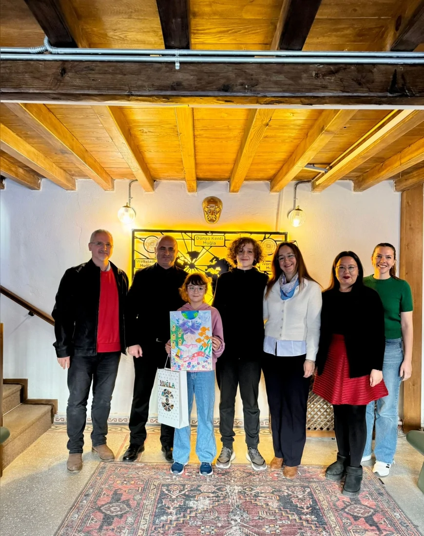 Muğla Büyükşehir Belediyesi Üyesi Mayors for Peace Yarışmasında Elif Kayra Taşkaya: “Muğla’nın Bacaları ile Japonya’nın Balıkları Kardeştir”