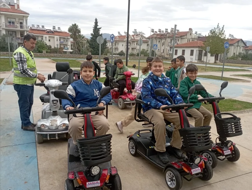 Fethiye Belediye Başkanı Alim Karaca: “Trafik Eğitim Parkı’nda çocuklara uygulamalı trafik bilinci kazandırıyoruz”