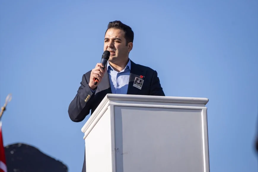 CHP İZMİR, DEVRİM ŞEHİDİ KUBİLAY’I ANDI: ÇAĞATAY GÜÇ “CUMHURİYET SAHİPSİZ DEĞİLDİR, CUMHURİYET BİZİZ”