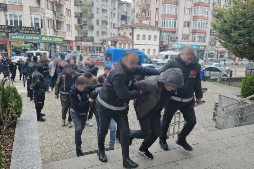 Çorum Merkezli 5 İlde Dolandırıcılık Operasyonu: İnternet ...