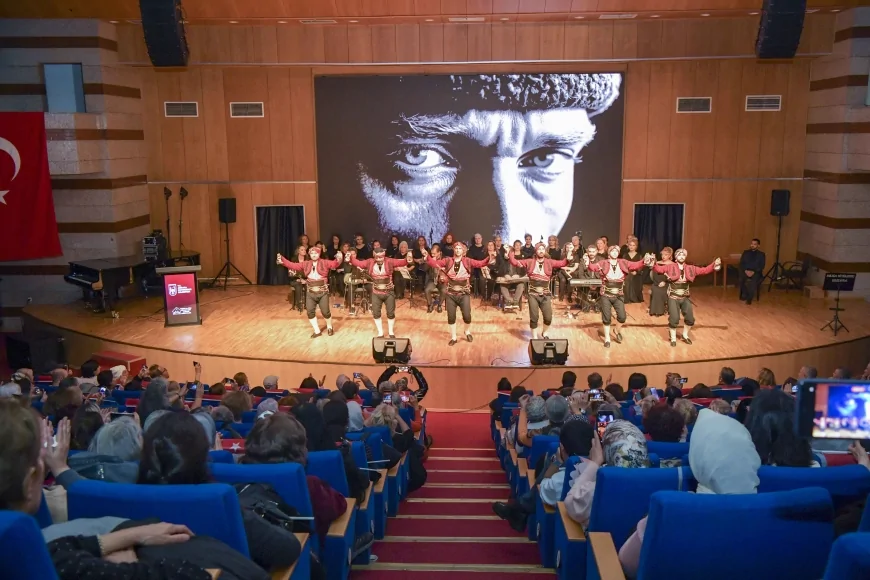 Ankara Büyükşehir Belediyesi Atatürk’ün Ankara’ya Gelişinin 106. Yılını Sanat Etkinlikleriyle Kutladı