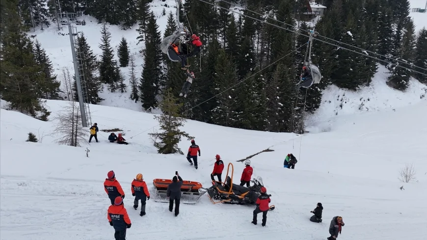 Ordu Çambaşı Kayak Merkezi’nde telesiyej tatbikatı: 25 metrede mahsur kalanlar kurtarıldı
