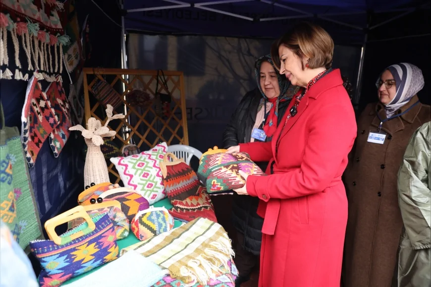 Eskişehir Büyükşehir Belediye Başkanı Ayşe Ünlüce: “Büyük emeklerle ortaya çıkan ürünler kadınların gücünü yansıtıyor”