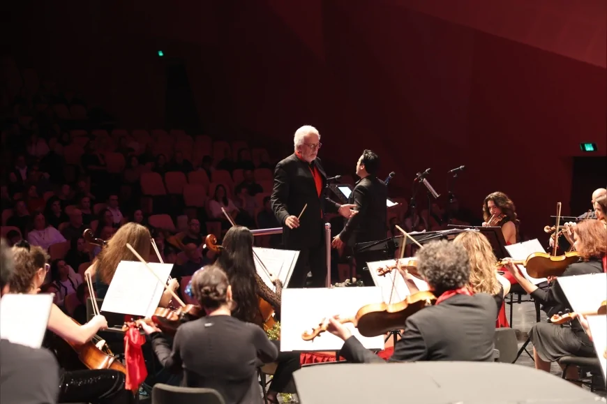 Eskişehir Büyükşehir Belediyesi Senfoni Orkestrası 2025’e Üç Gün Süren Yeni Yıl Konserleriyle Sanat Dolu Veda Yaptı