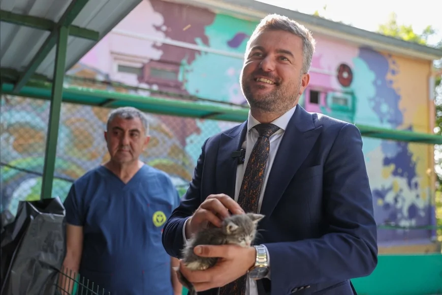 Buca Belediye Başkanı Görkem Duman: “Satın alma sahiplen çağrımızla 300 can dostu sıcak yuvasına kavuştu”