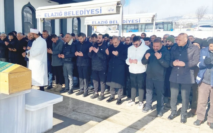 Elazığ Ticaret ve Sanayi Odası Meclis Üyesi Cavit Çiçekçi Son Yolculuğuna Uğurlandı
