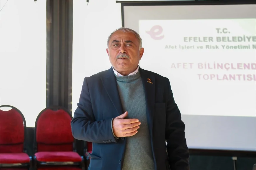 Efeler Belediye Başkanı Anıl Yetişkin: “Afetlere hazırlık ortak sorumluluğumuzdur” diyerek Mahalle Afet Gönüllüsü Programı’nı başlattı