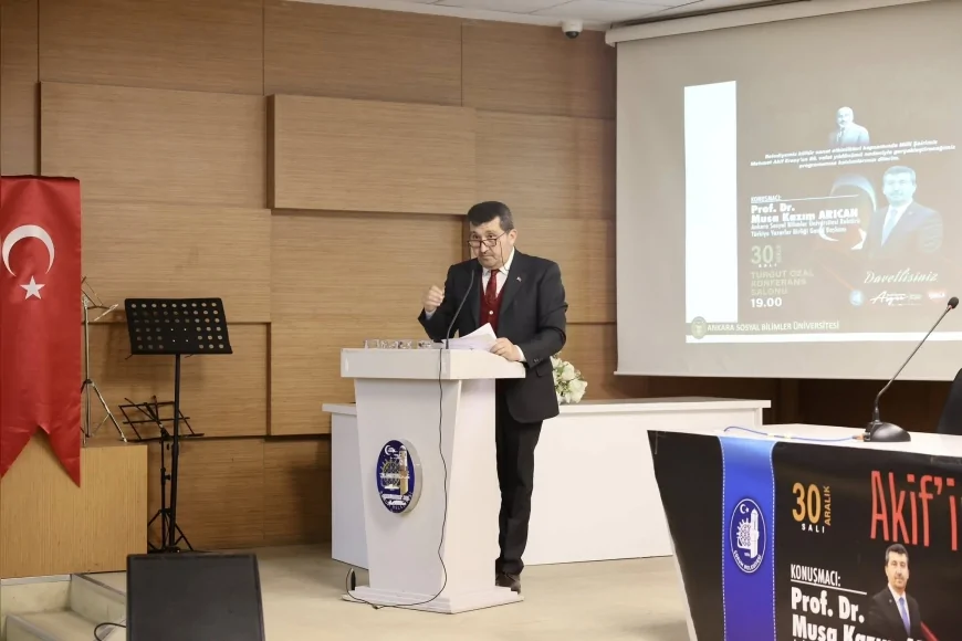 Çorum’da Mehmet Âkif Ersoy’un Vefatının 89. Yılında “Son Günleri” Konferansla Anlatıldı