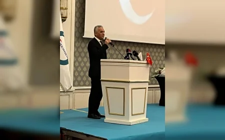 AL-KON Konfederasyonu ve Hekimsen Genel Başkanı Uzm. Dr. Adil Kurban: “Malpraktis krizinin çözümü mahkeme kararları değil Hekimlik Kanunu’dur”
