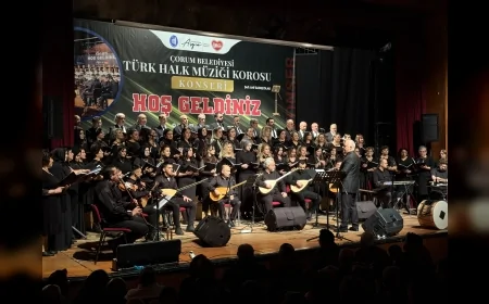Çorum Belediye Başkanı Dr. Halil İbrahim Aşgın: “Türk Halk Müziği’ni Yaşatan Koromuza Minnettarız”